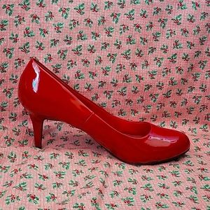 Red Comfort Plus Size 13 pumps